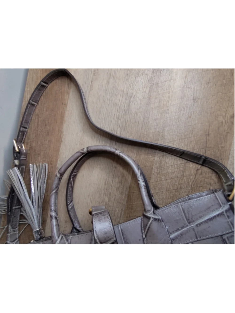 Women's Dooney & Bourke Satchel Bag Grey Crocodile Embossed Leather with belt